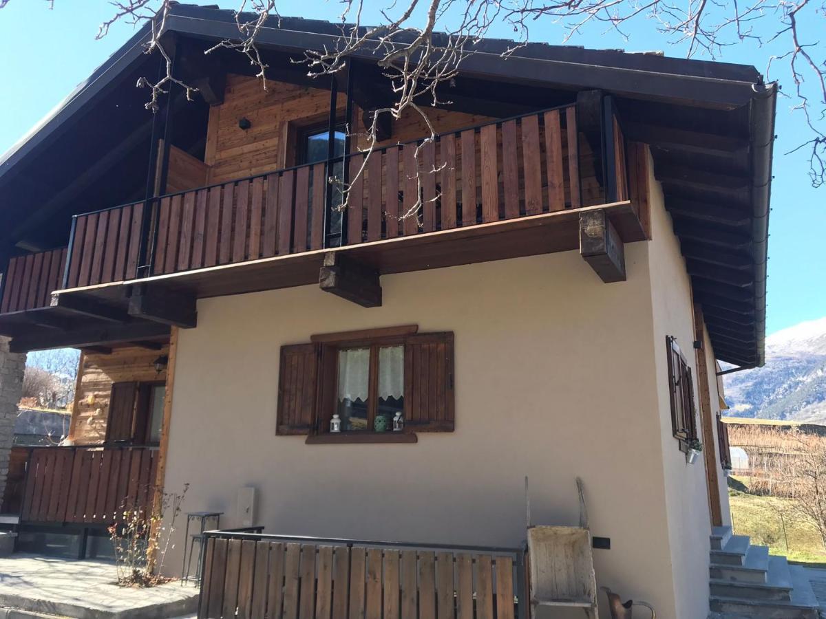 Hotel A Casa Da Elide Aymavilles Zewnętrze zdjęcie
