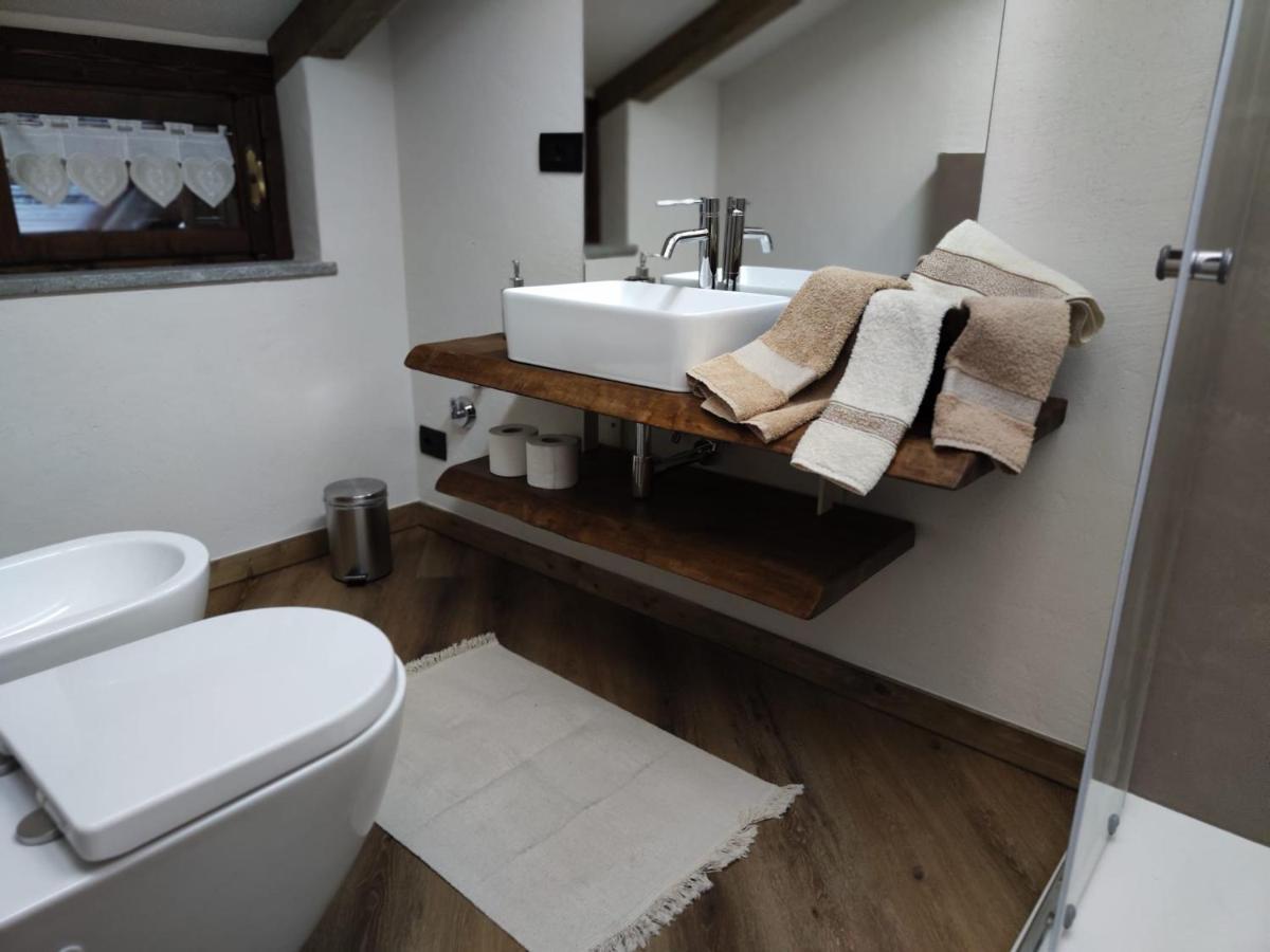 Hotel A Casa Da Elide Aymavilles Zewnętrze zdjęcie